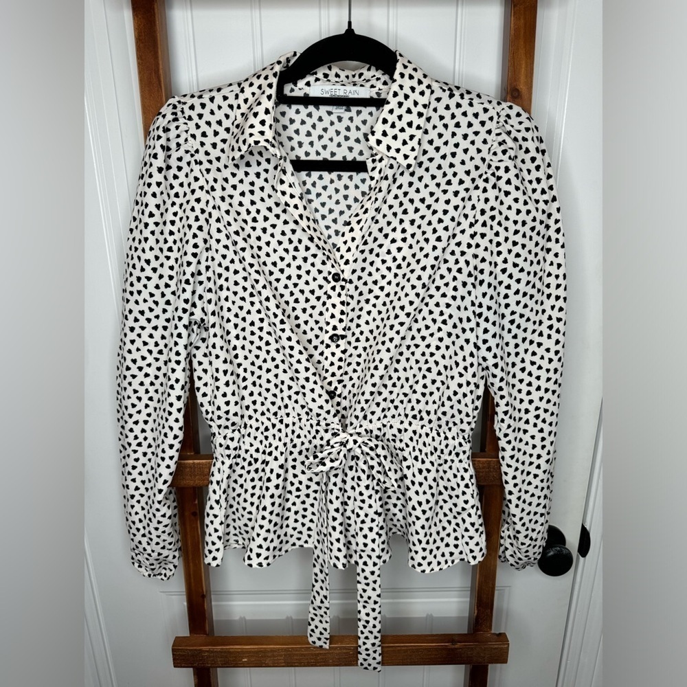 Women’s medium Sweet Rain blouse - Picture 1 of 4